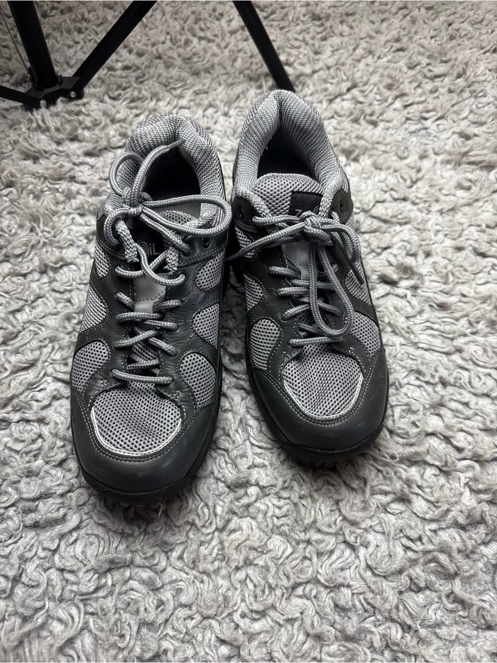 Z-Coil Gray Walking Shoes Size 7 Comfort Orthopedic Spring Heel